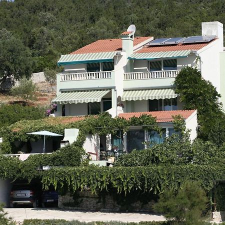 Apartments Tonka Vinišće Dış mekan fotoğraf