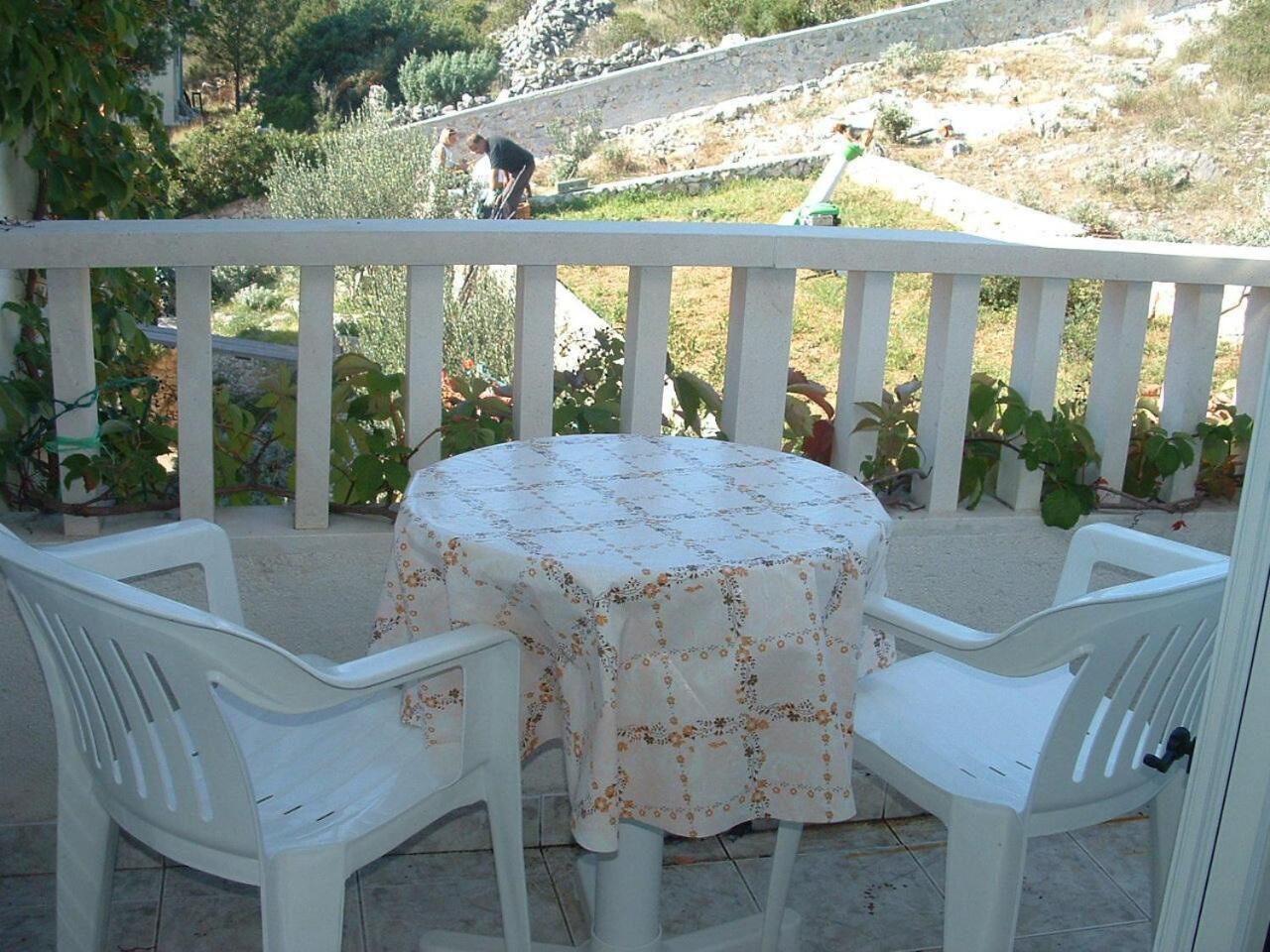 Apartments Tonka Vinišće Dış mekan fotoğraf